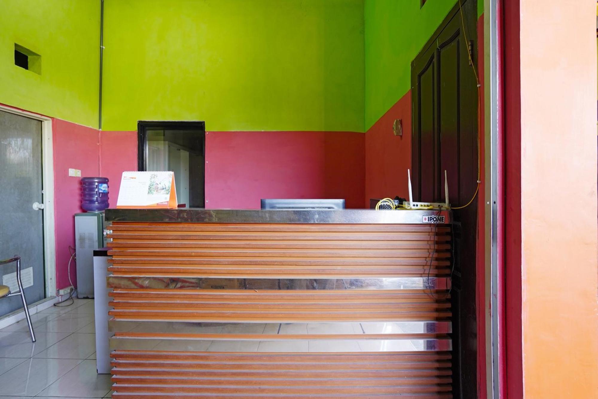Oyo 91583 D'Cost Green Syariah Surabaya Bagian luar foto