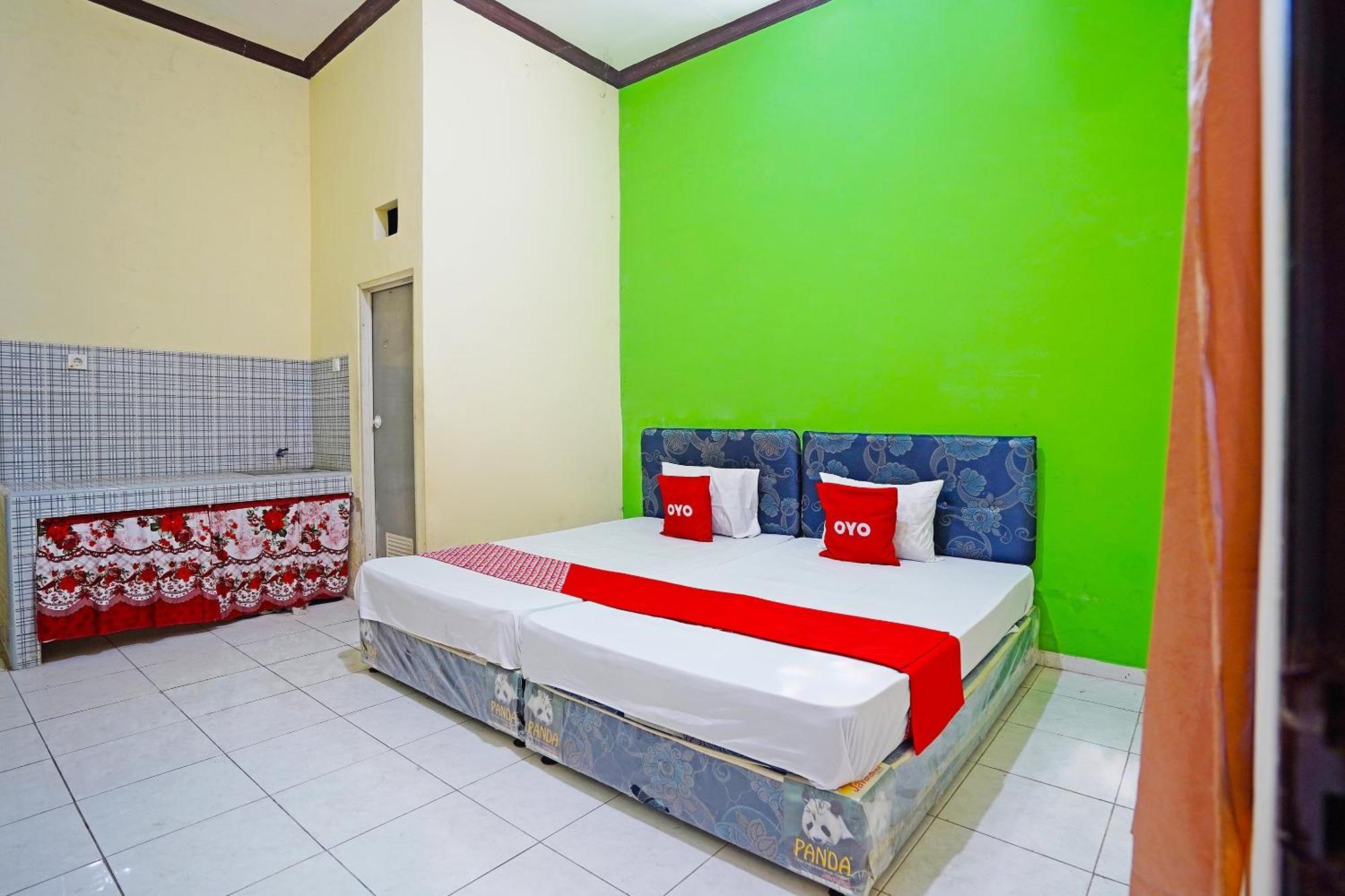 Oyo 91583 D'Cost Green Syariah Surabaya Bagian luar foto